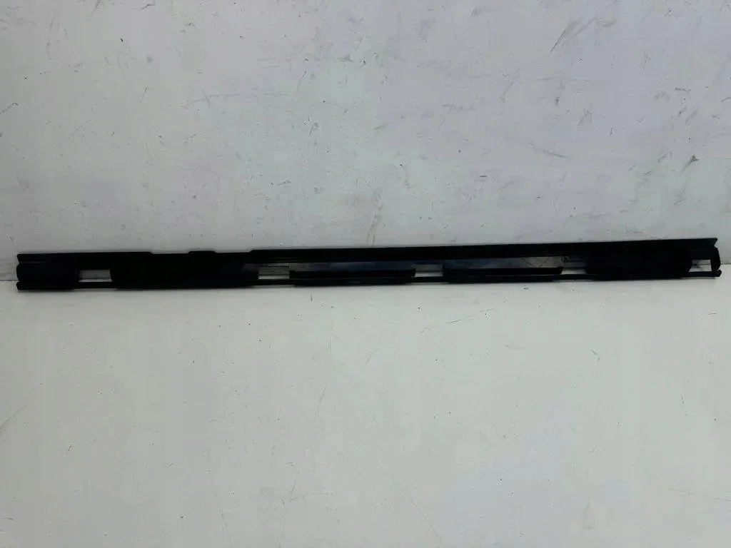 Reforço de Soleira Mercedes GLE W167 A1676988001 image 3