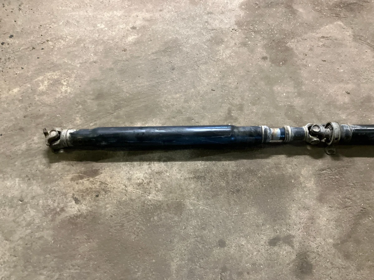 Arbre de transmission arrière Mercedes-Benz Sprinter W906 ERN92517
