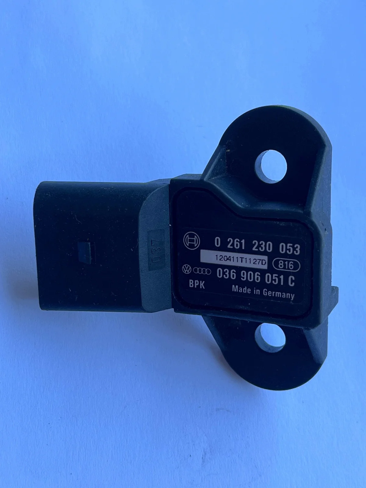 Pressure Sensor 036906051C for VW Audi Skoda