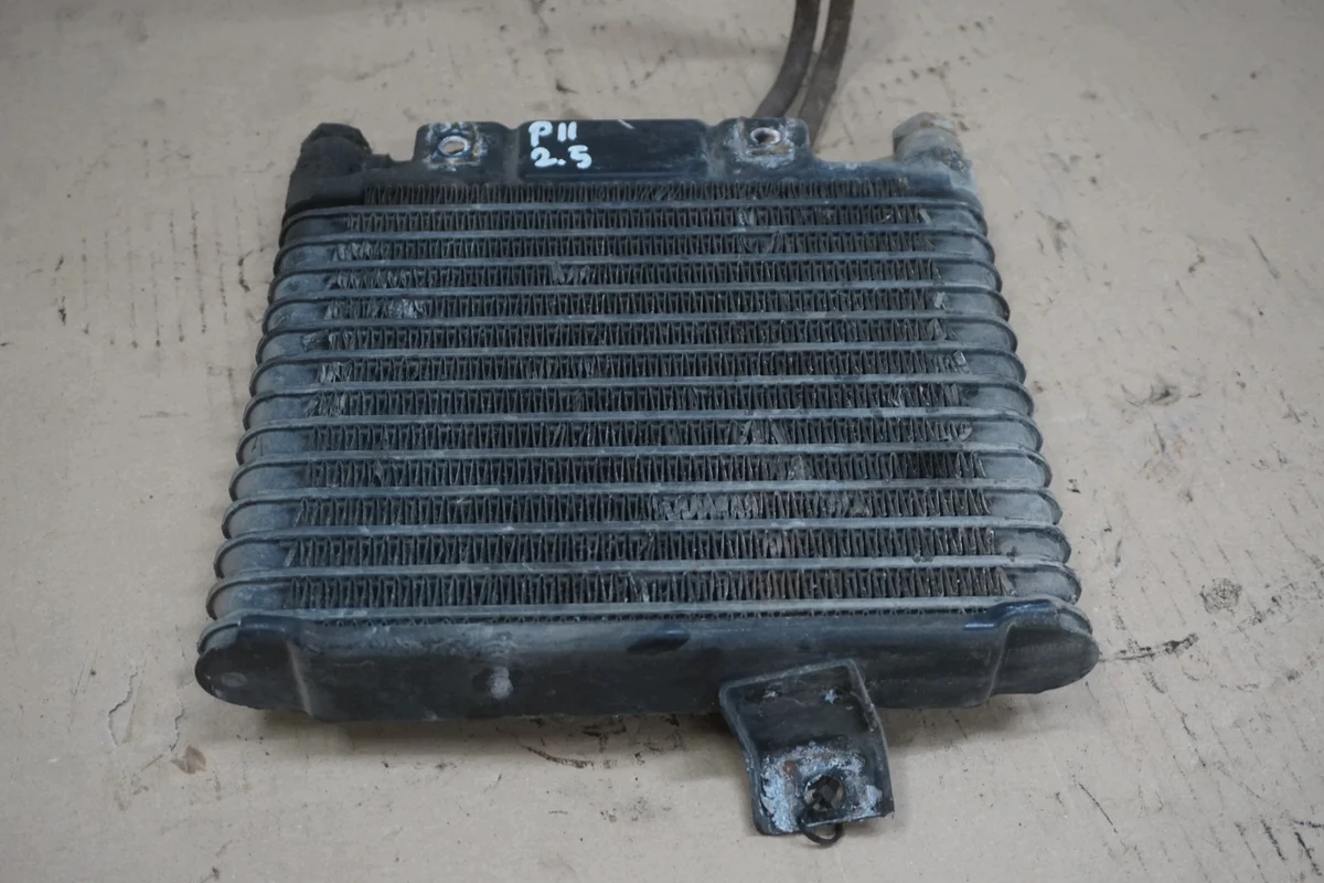 Mitsubishi Pajero II Ölkühler 2,5 TDi image 6