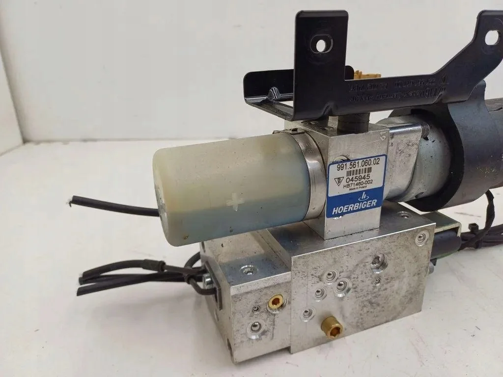 Porsche 911 991 Verdeckhydraulikpumpe image 4