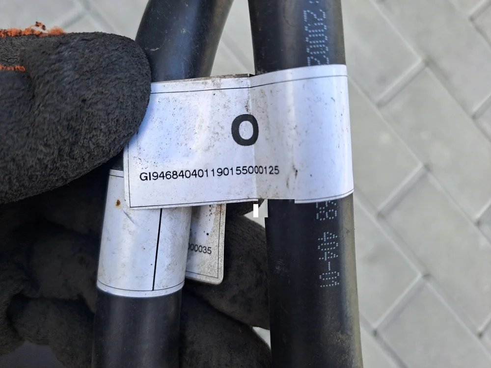 BMW G11 G30 Kühlmittel-Öl Schlauch 9468404 image 3