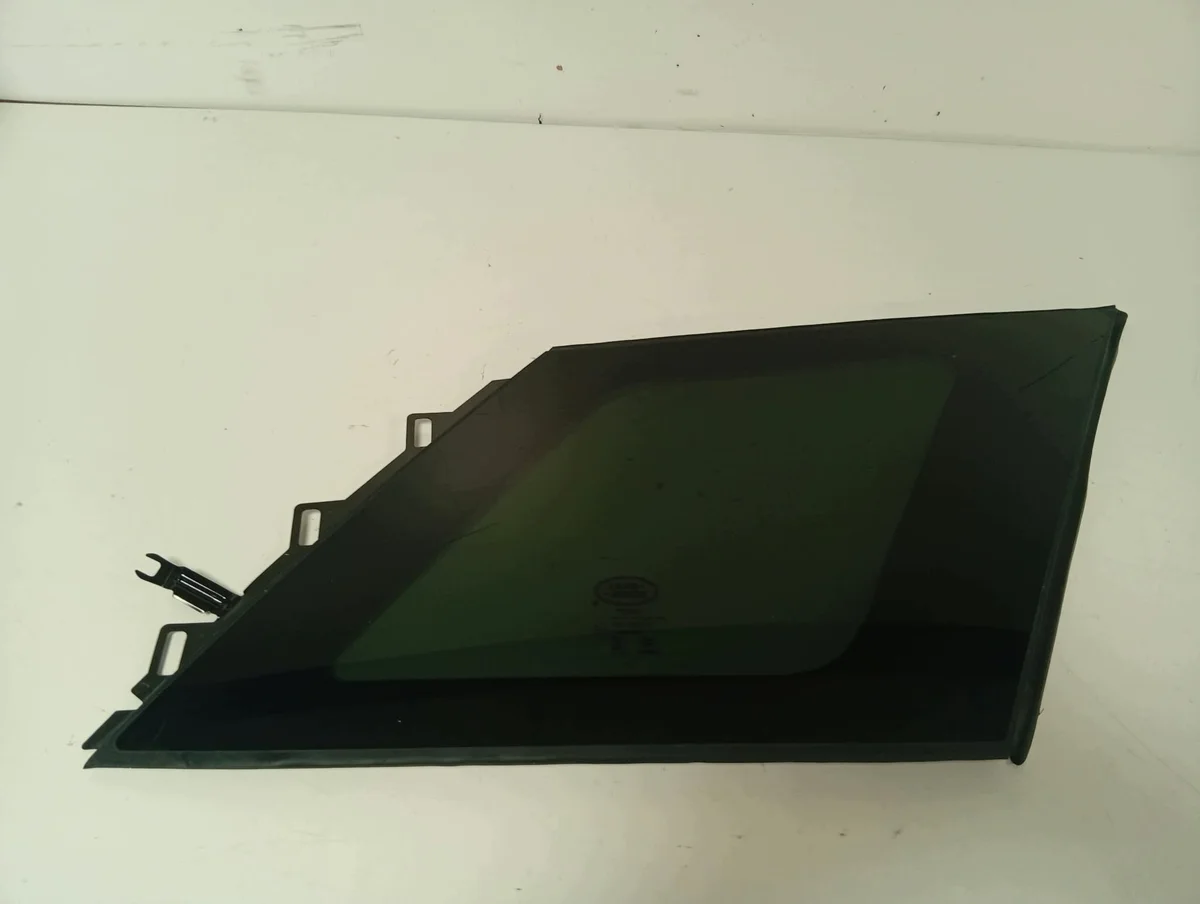Vidro Porta Traseira Esquerda Range Rover Evoque II K8D2-29601