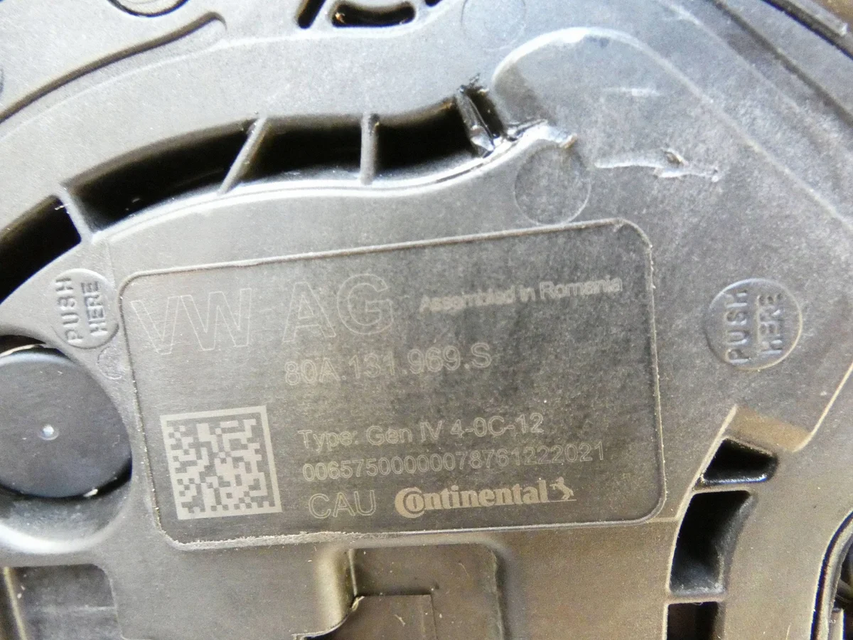 AdBlue tank Audi Q5 SQ5 80A131878AR image 5