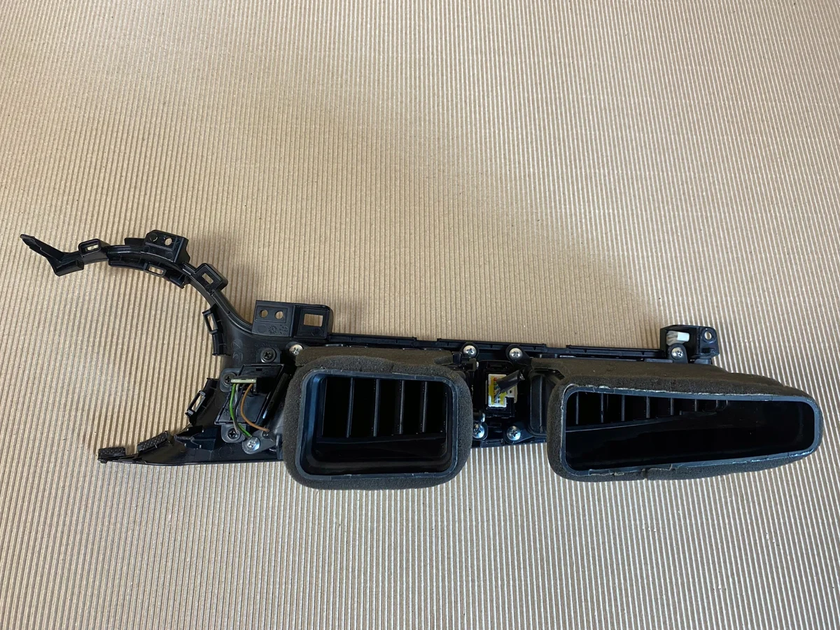 Kia Ceed II Lüftungsgitter Mittel 97410-A2000 image 6