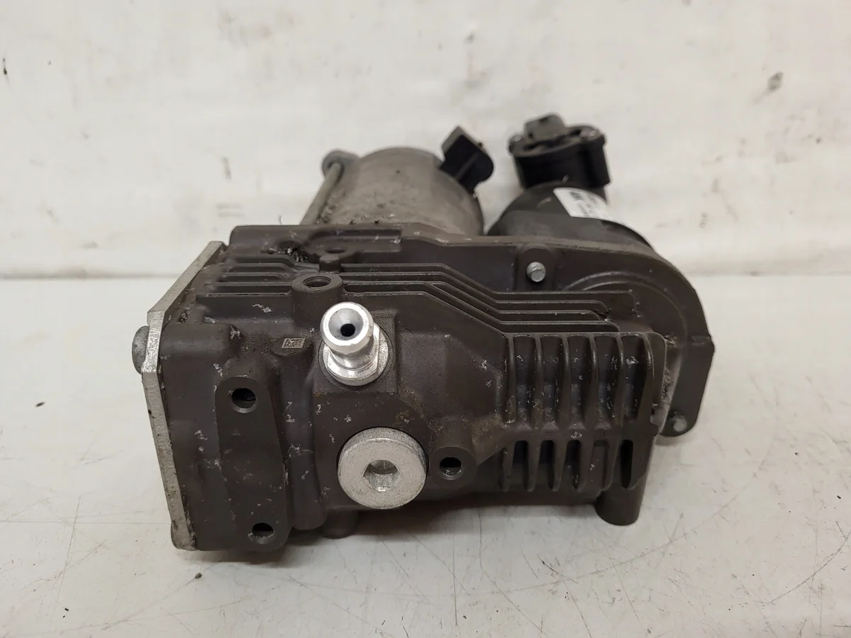 Kompressor Airmatic A6393200404 Mercedes-Benz image 5