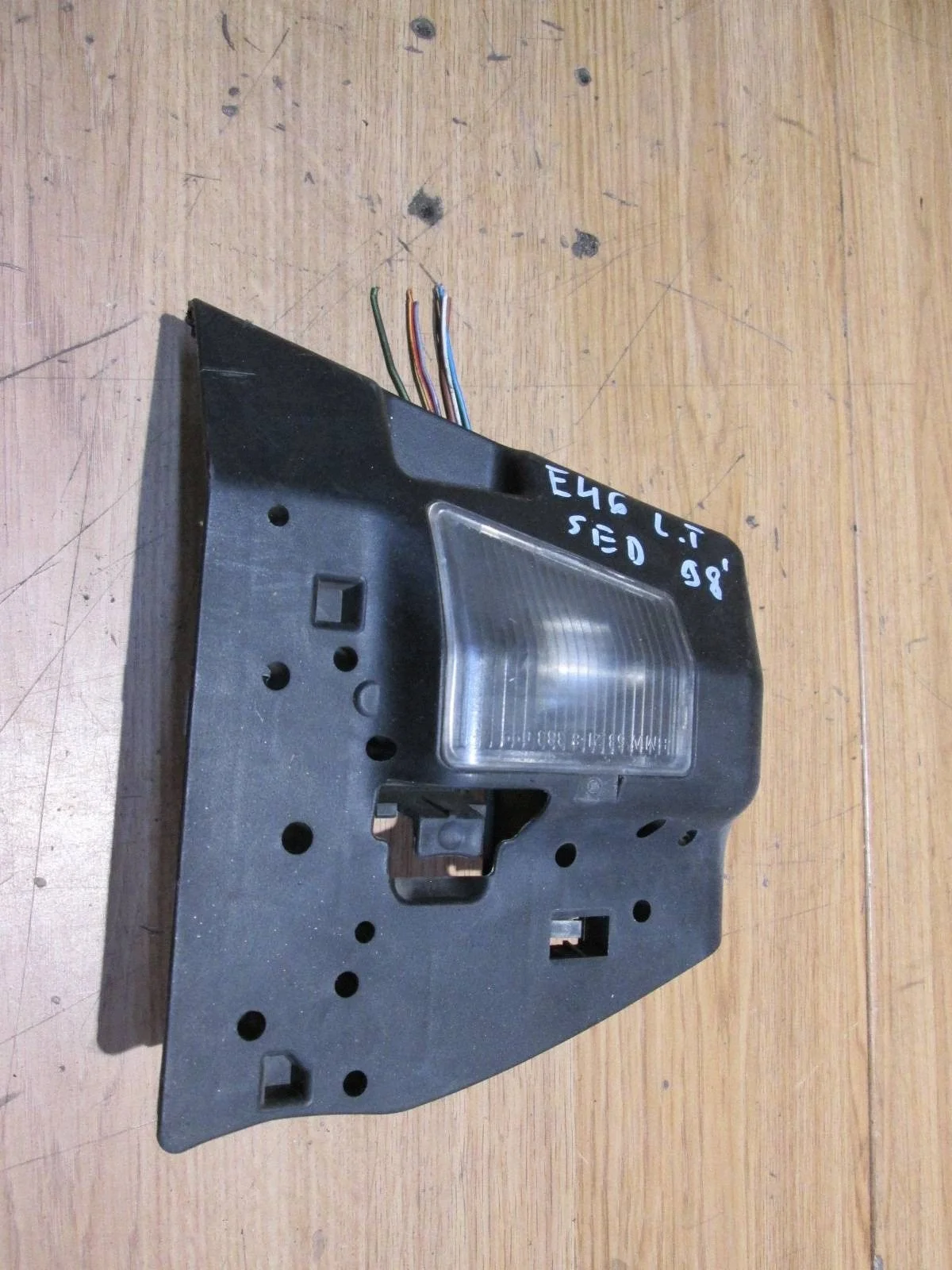 Lanterna Traseira Esquerda BMW E46 8383823