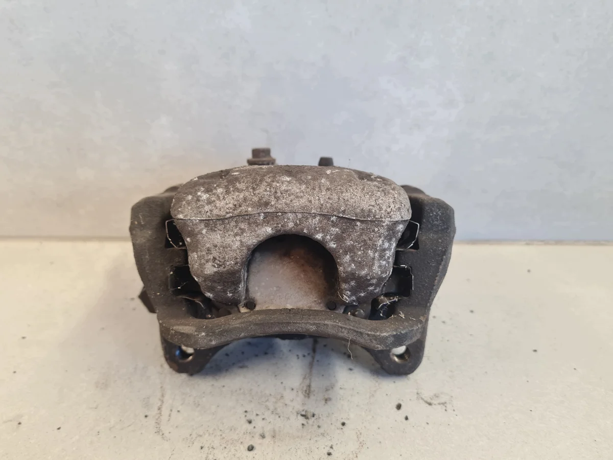 Opel Astra V K jarru satula oikea image 6