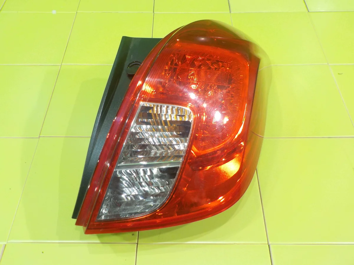 Opel Mokka A 1.4 T Lampo Posteriore Destra