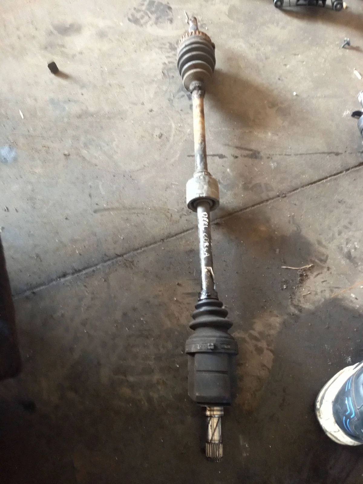 Rear Drive Shaft Opel Corsa C IIQ10832