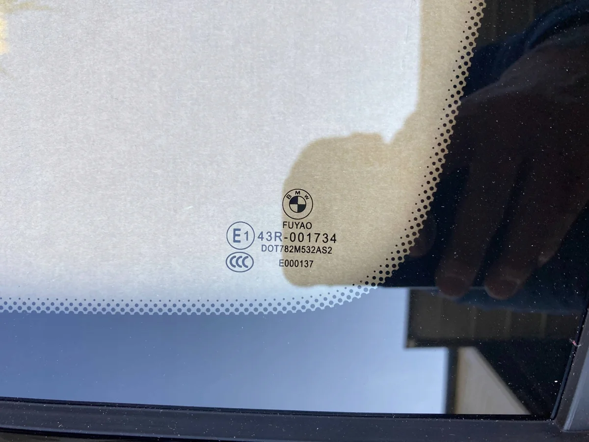 BMW X1 F48 Zijruit Rechts Achter image 5