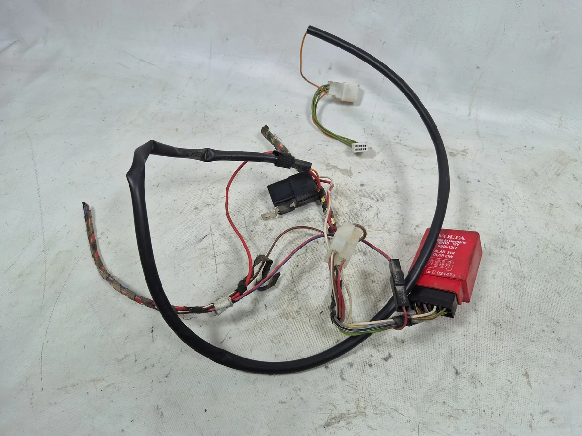 Relé Enganche Toyota Corolla Verso AR10