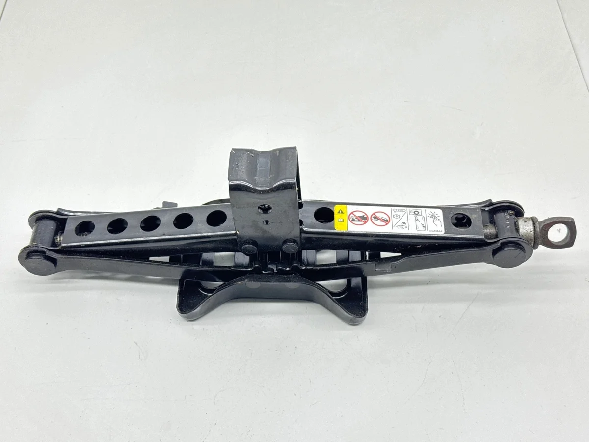 Dodge Journey Window Regulator 04766498AA image 3