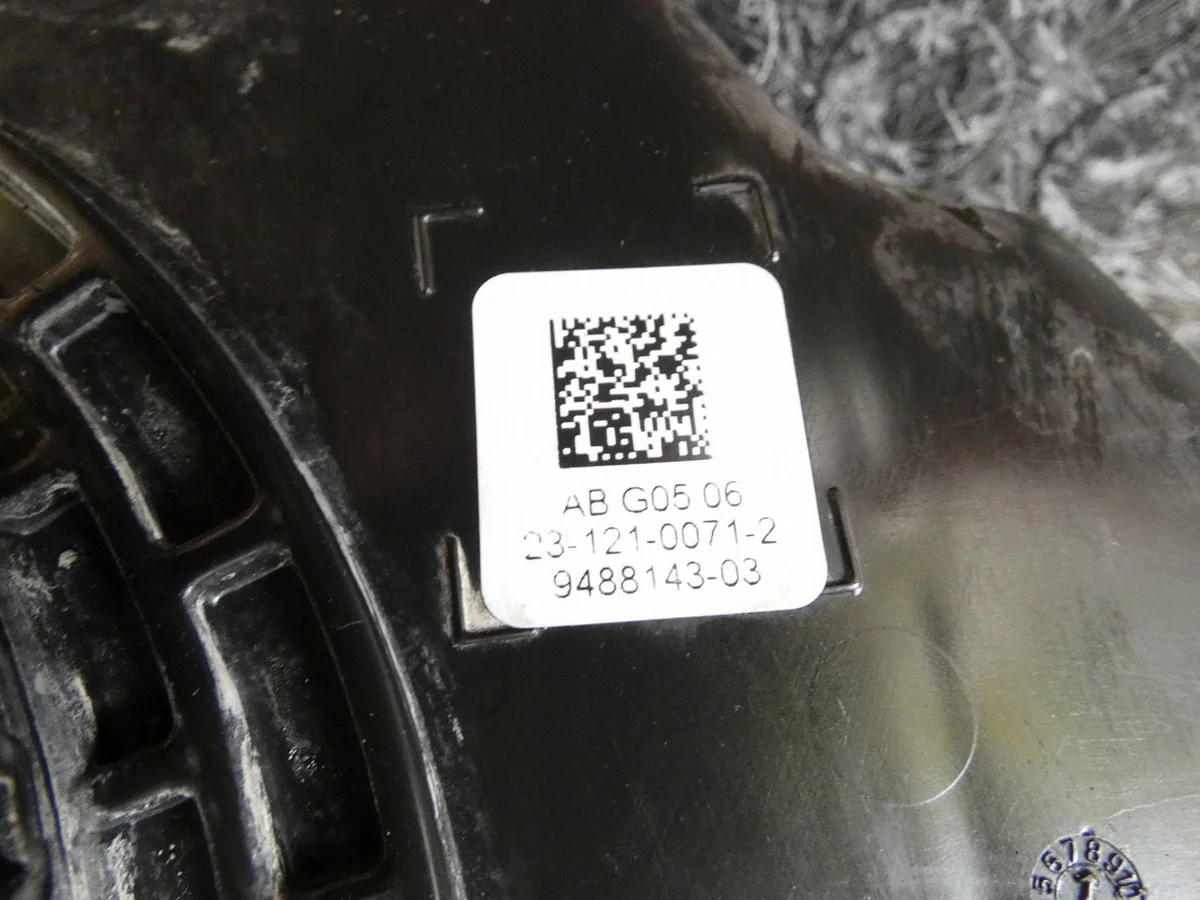 AdBlue Pumpe BMW X5 G05 X6 G06 9488143 image 8