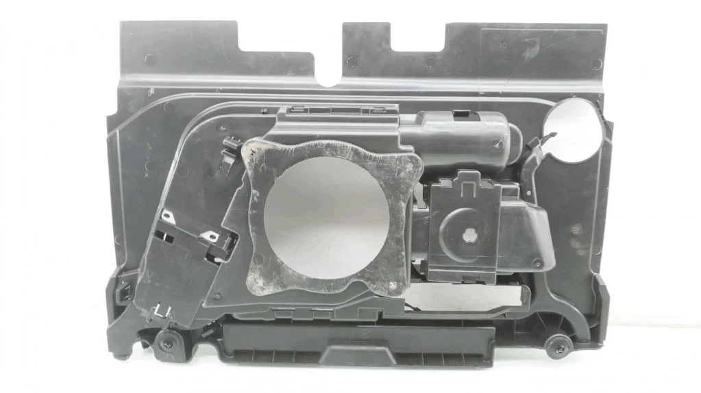 Mercedes GLA Einsatz Kofferraum A1778900000 image 4