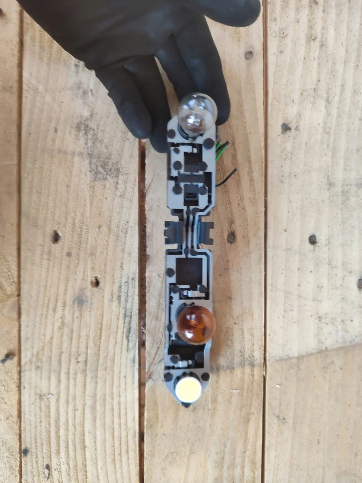 Luz Traseira Esquerda Volvo S60 DRC114437