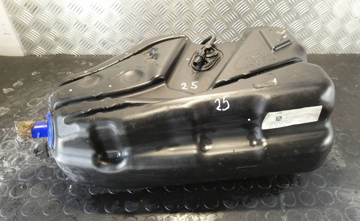 AdBlue tank Land Rover Range Rover Sport L494 3.0d 5J228 AE