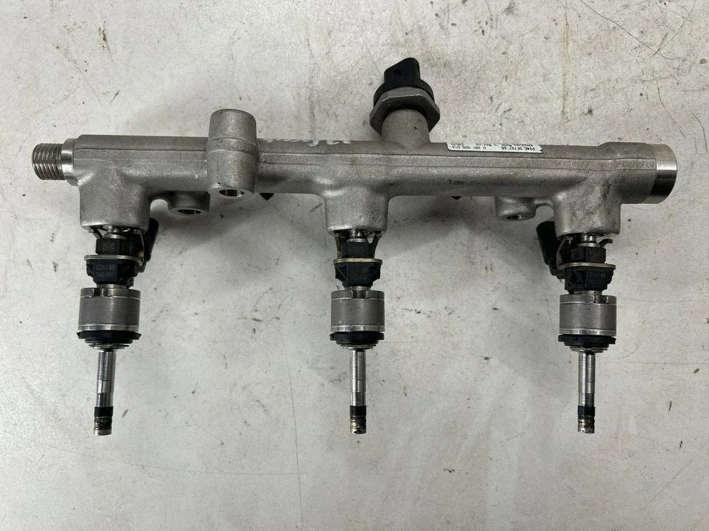 Système d'injection Ford Escape IV P2GE9D376AA image 2