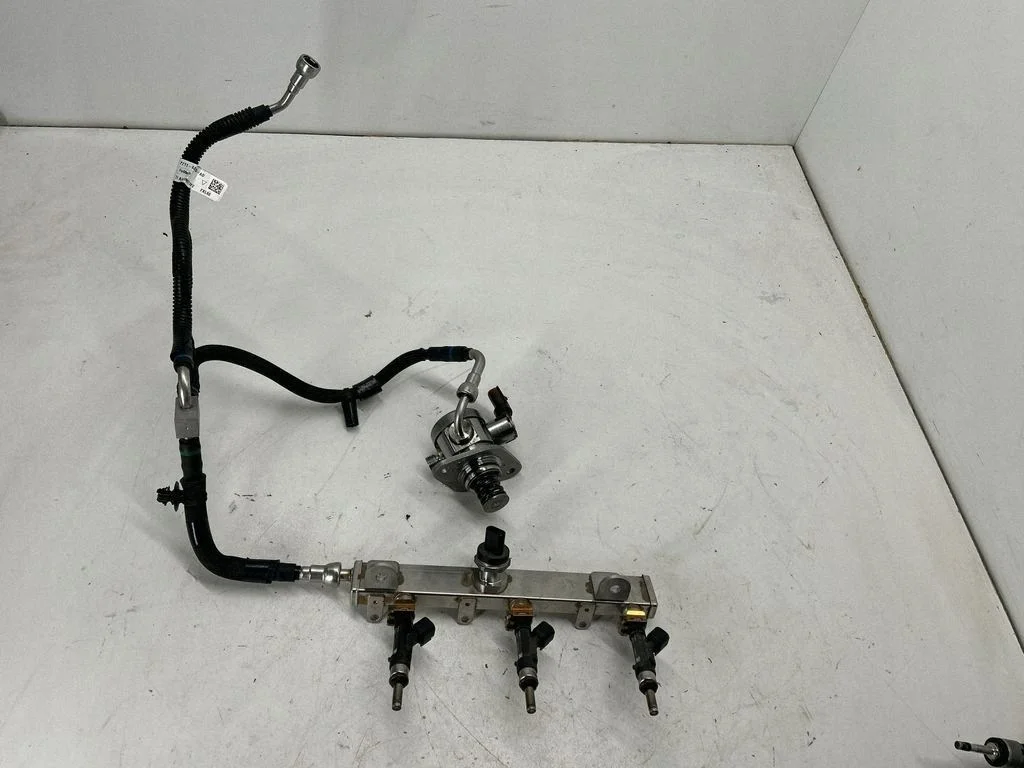 Système d'injection Ford Escape IV P2GE9D376AA image 9
