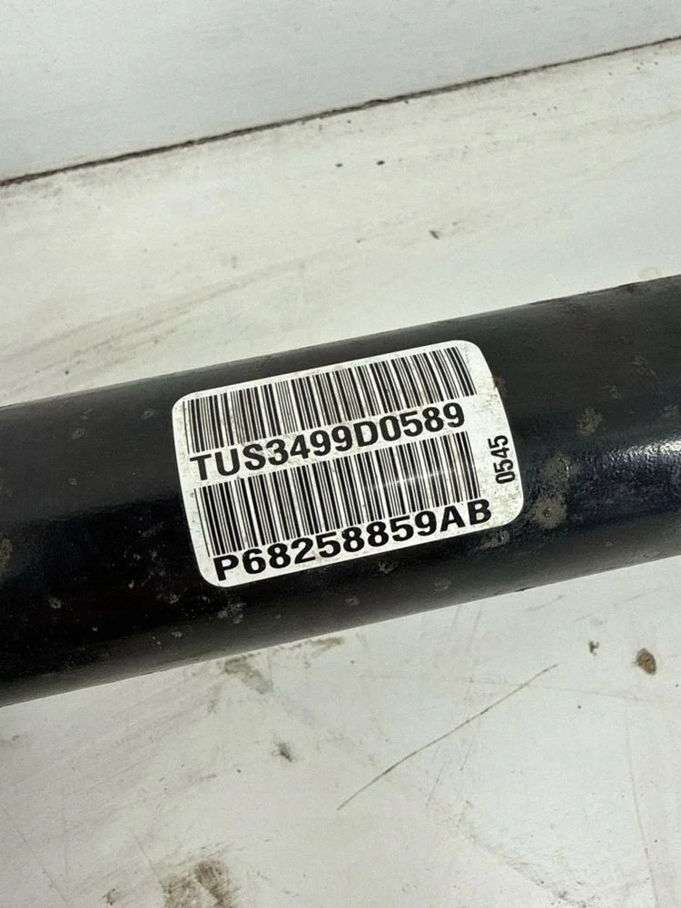 Chrysler 300C Antriebswelle hinten 68258859AB image 9