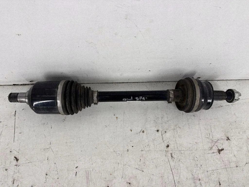 Demi-arbre de transmission arrière droit Dodge Hornet 00505651180