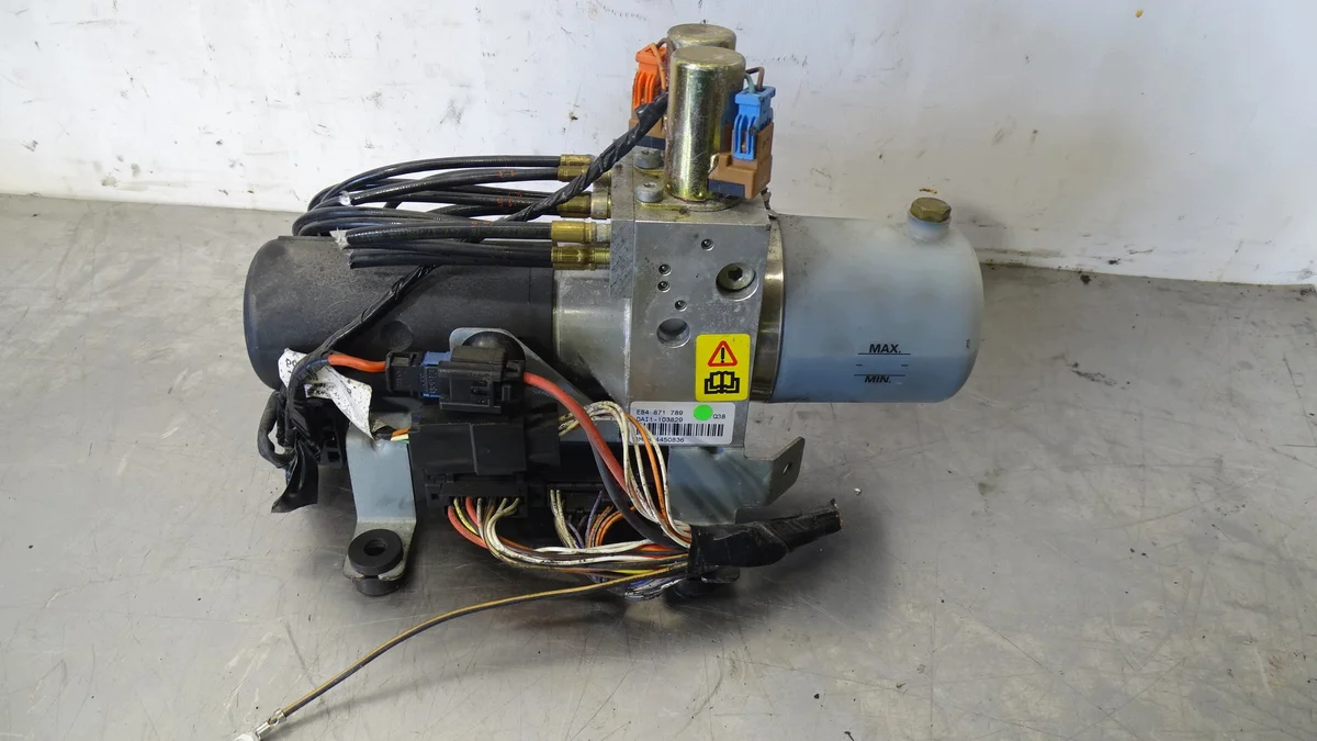 Pompe toit Renault Megane II 2.0T OEM E84871789