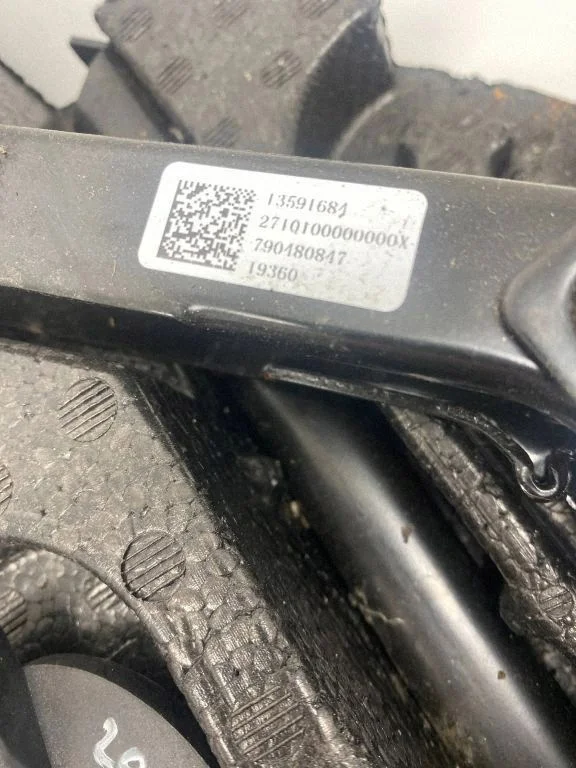 Chevrolet Traverse 13591681 Halterung Ersatzrad image 4