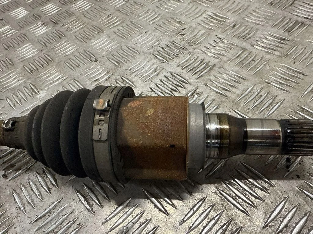 Taka-akseli Ford Explorer BB534K139BA image 3