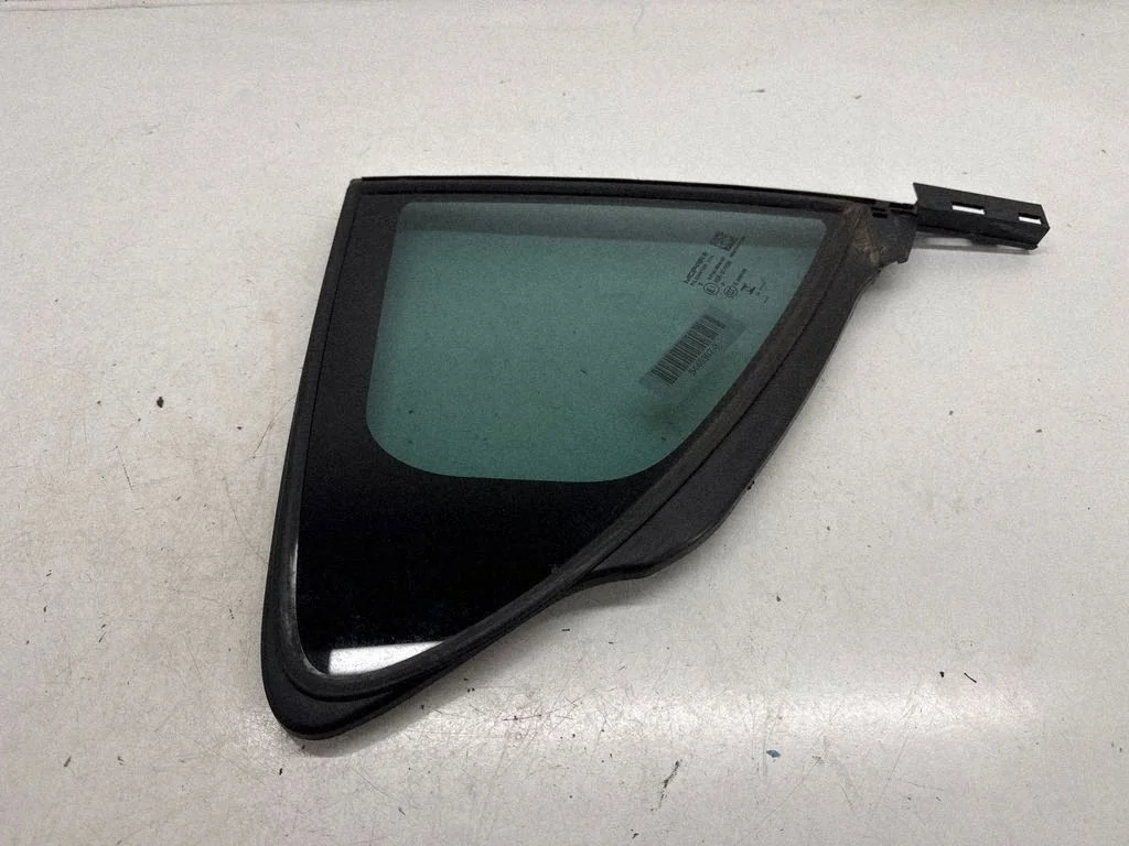 Dodge Hornet Sidoböja Bak 10157287