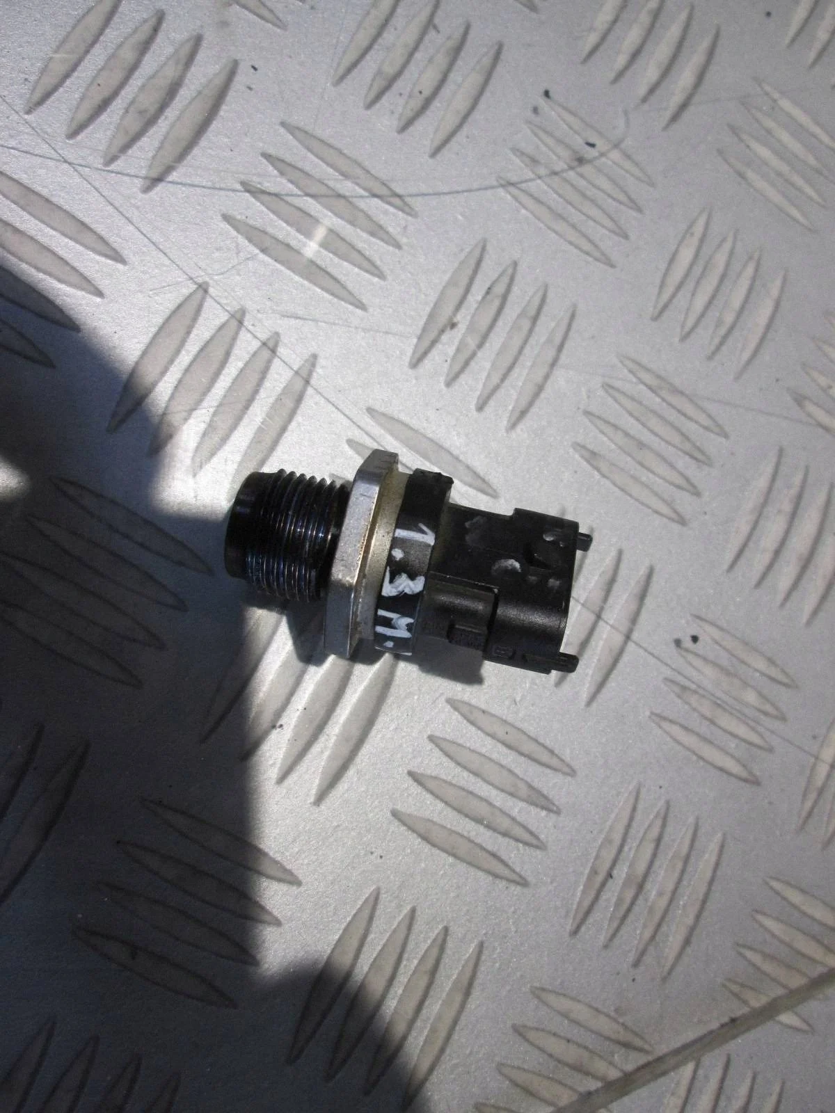 Fiat 0281002706 Kraftstoffdrucksensor image 2