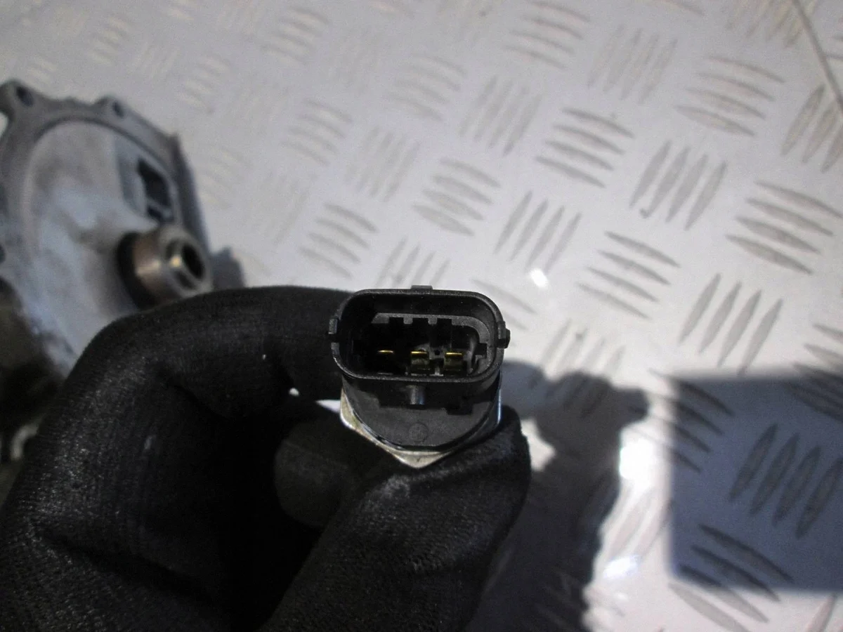 Fiat 0281002706 Kraftstoffdrucksensor image 3