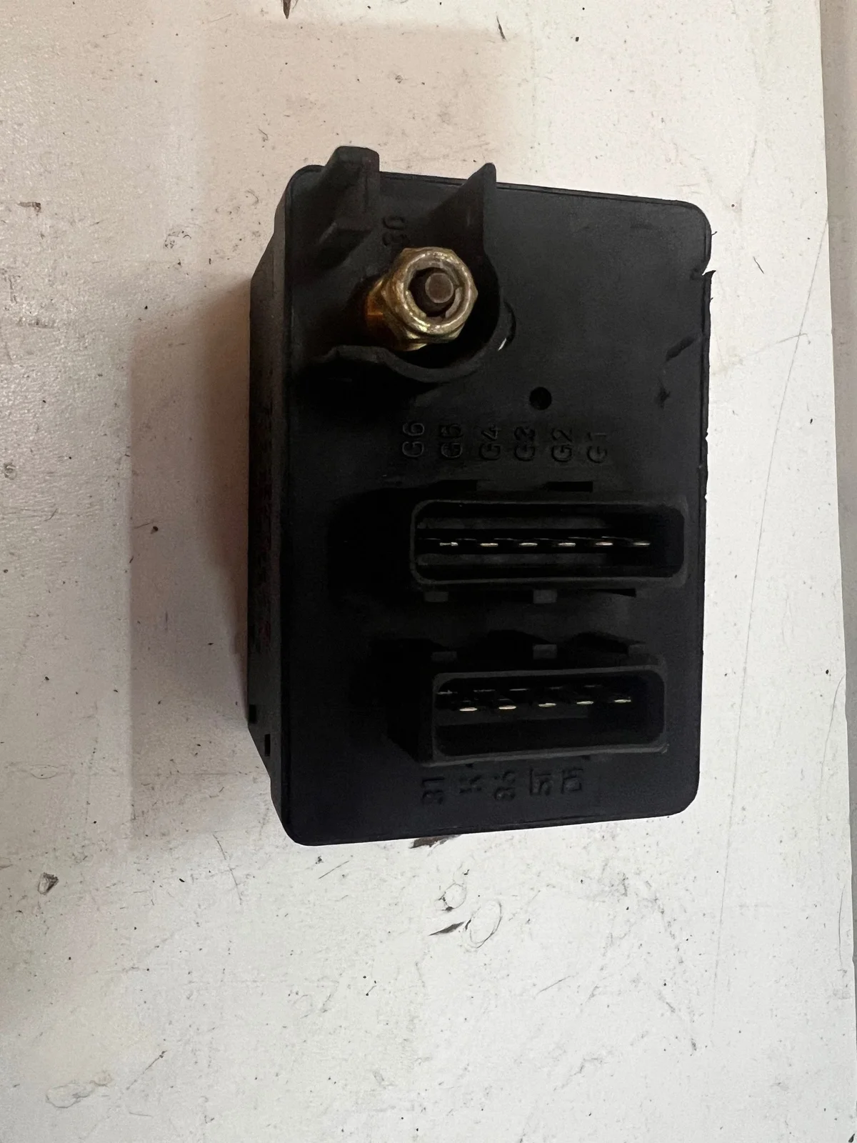 Hehkureleohjain Citroen C5 Alfa Romeo Peugeot