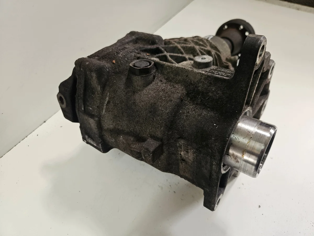 Ford Kuga I 2.0 TDCI Reduktor 4V41-7L486-AD image 3