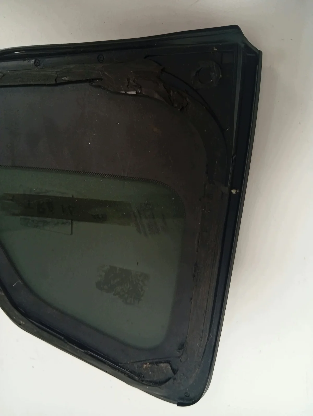 Nissan X-Trail T32 achterportierglas links image 6