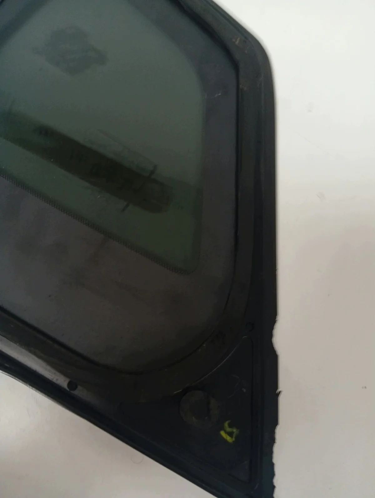 Nissan X-Trail T32 achterportierglas links image 7