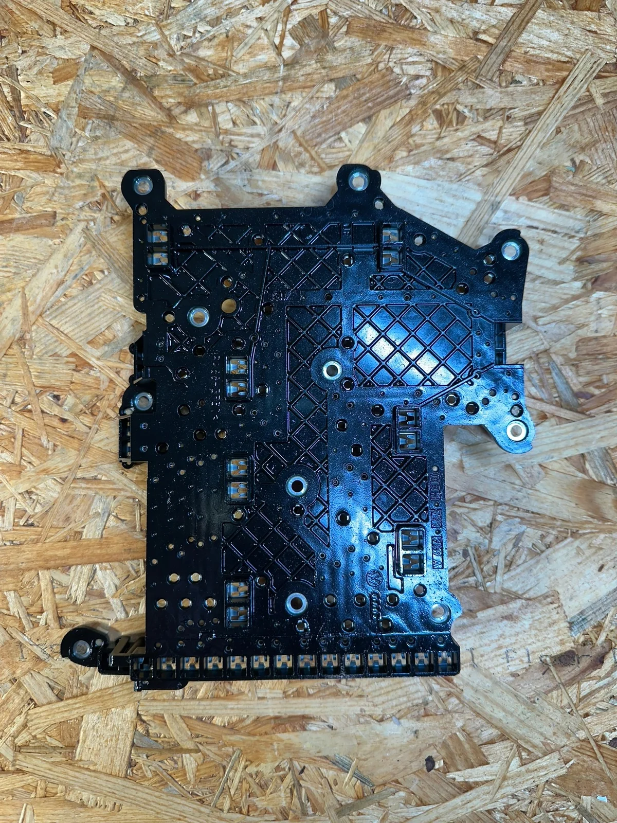 Mechatronics Control Module Plate 0BH927709A image 5