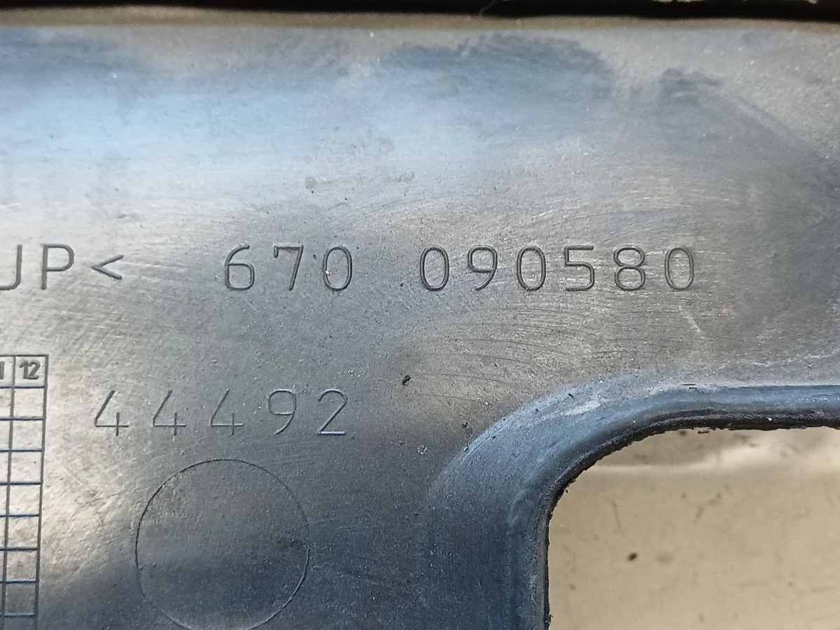 Maserati Ghibli Gehäusedeckel 670090580 image 6