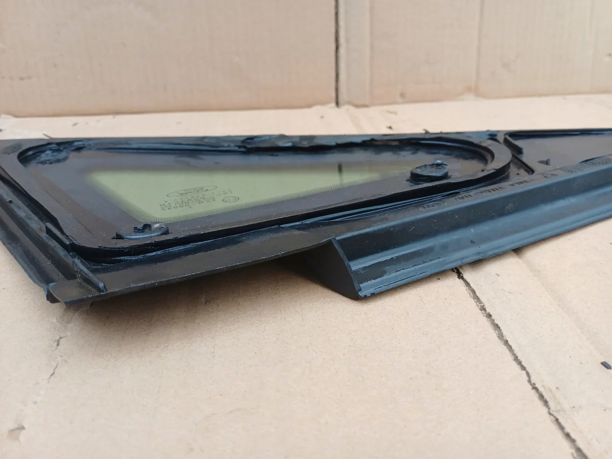 Ford B-Max Karosseriedreieck links vorne image 8