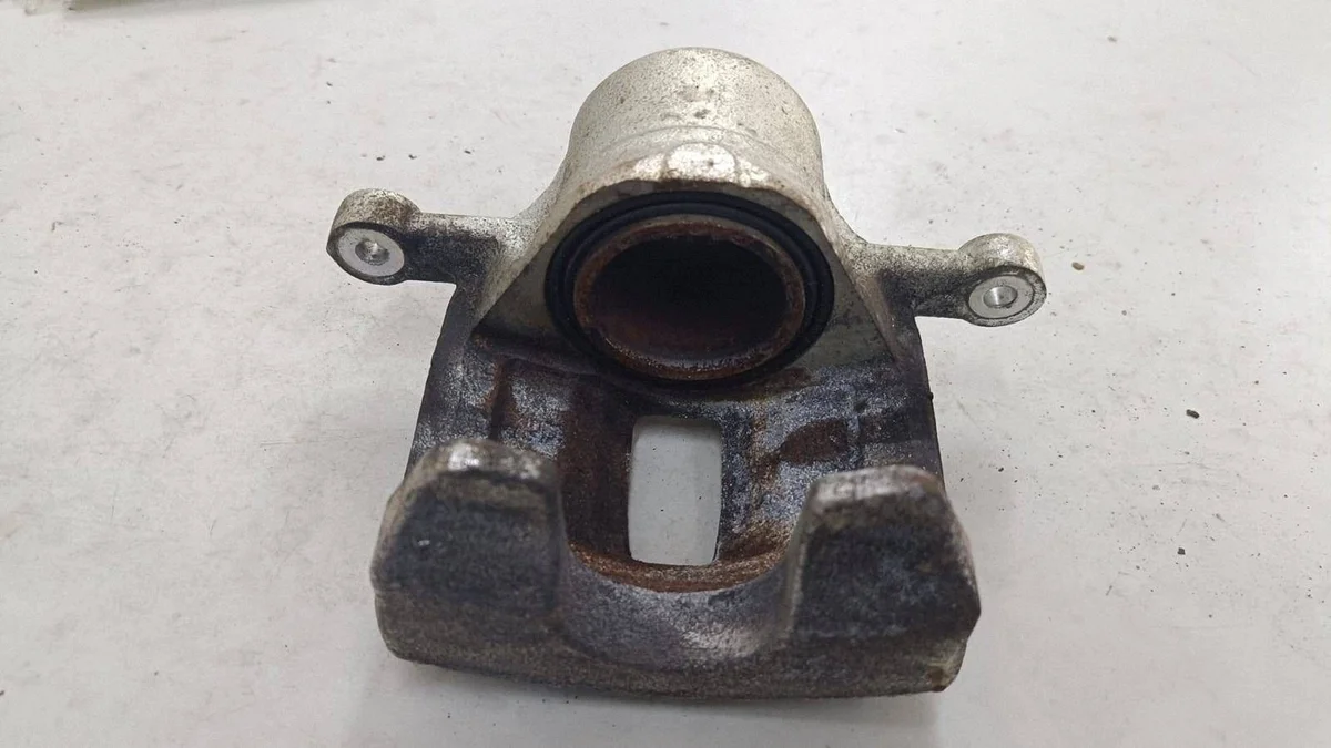 Bremszange vorne rechts KIA Stonic 58130-H8580 image 3