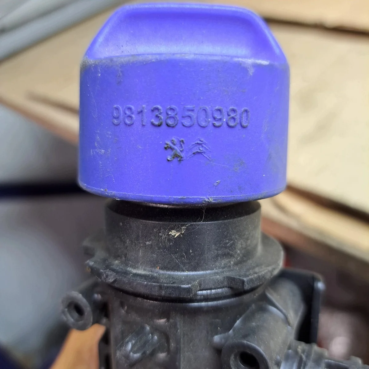 Kraftstoffleitung AdBlue Citroen C3 III 9811206180 image 3