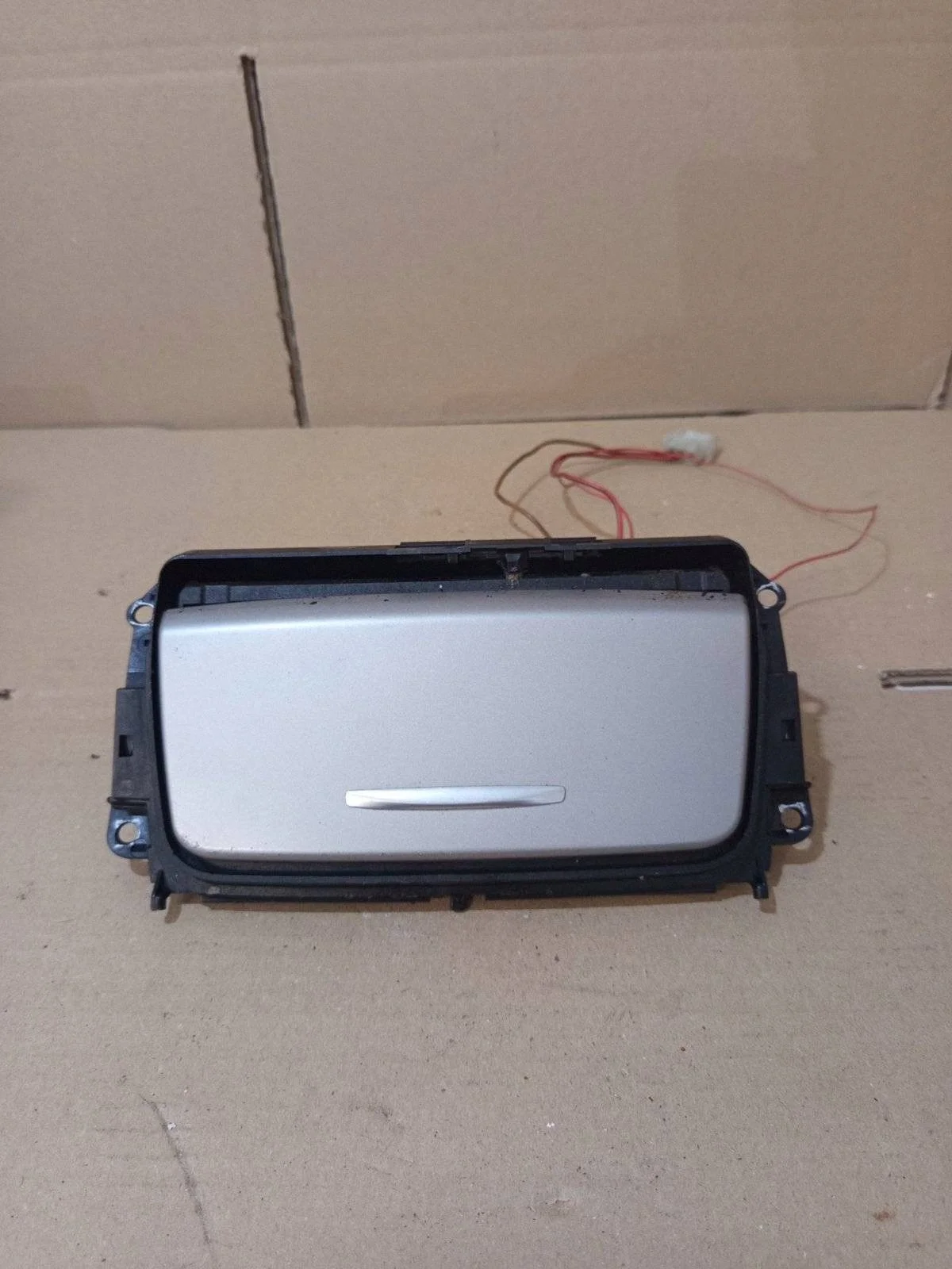 Popielniczka BMW 3 E90 7129555