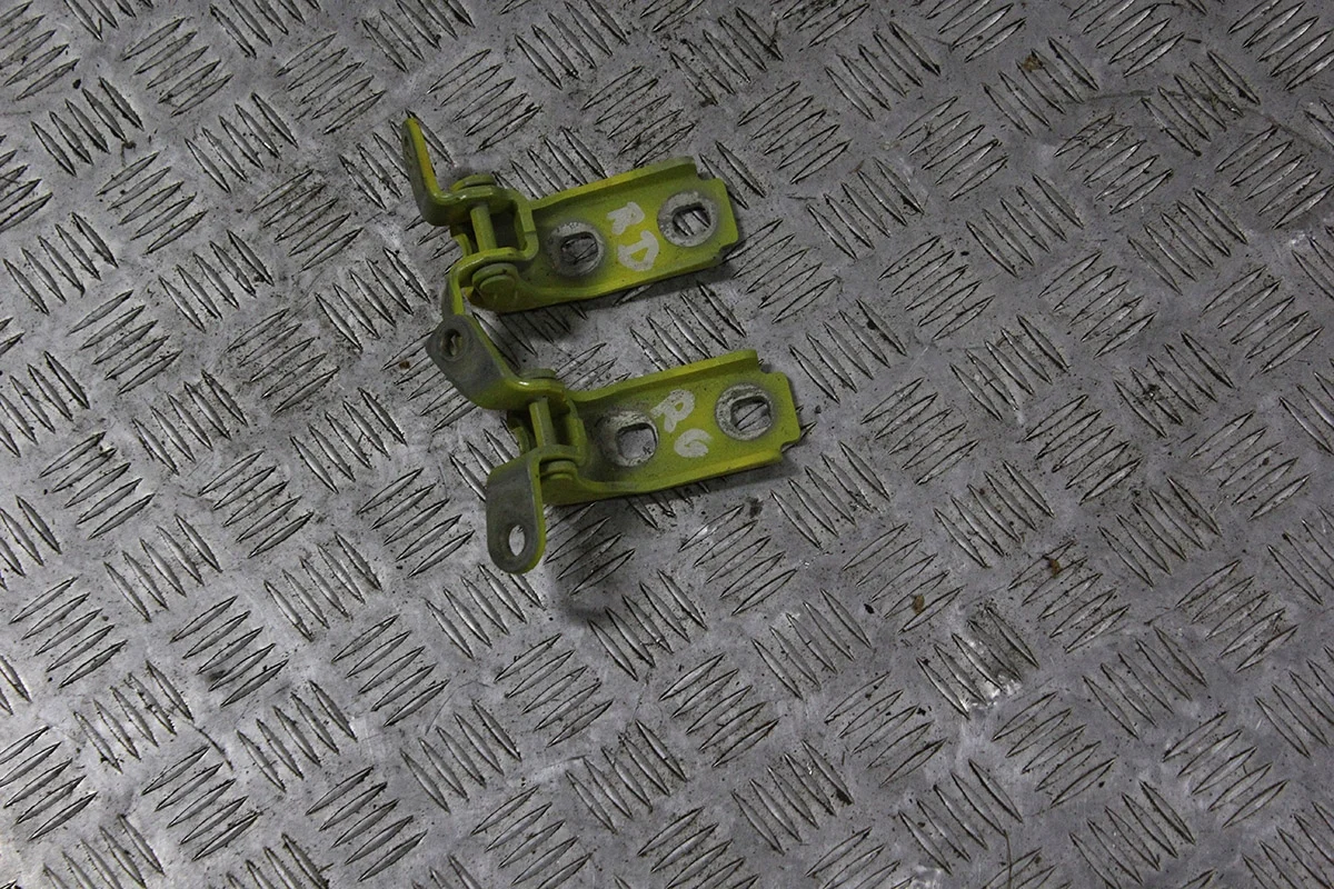 Charnières porte Camaro 2016 D/G