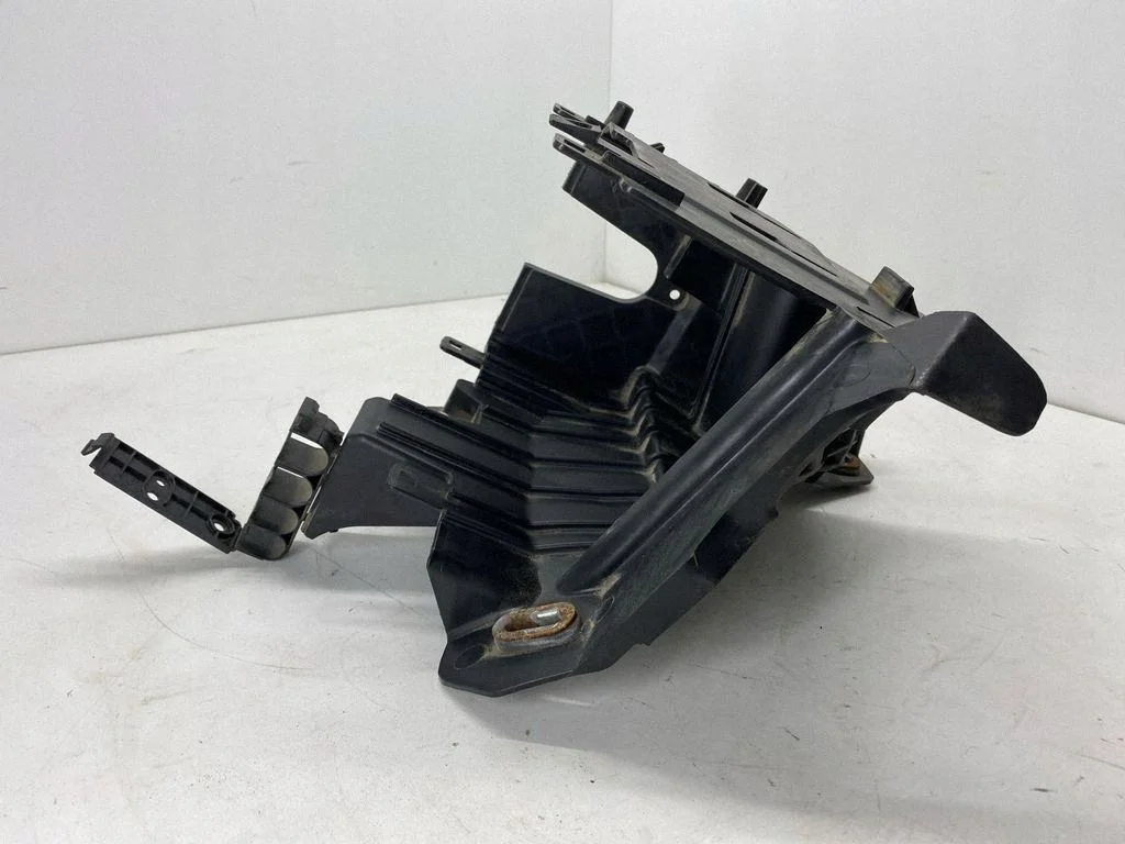 Jeep Grand Cherokee Steuergerät Halterung image 3