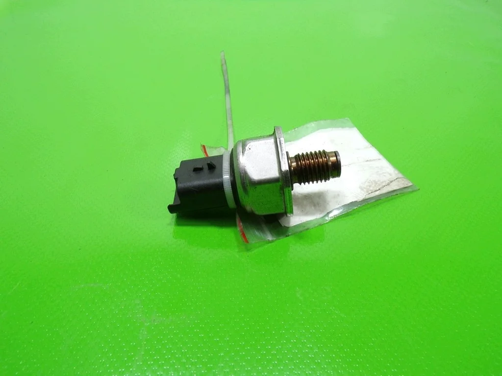 Peugeot 307 SW 1.6HDI Sensor 9648475280 image 3