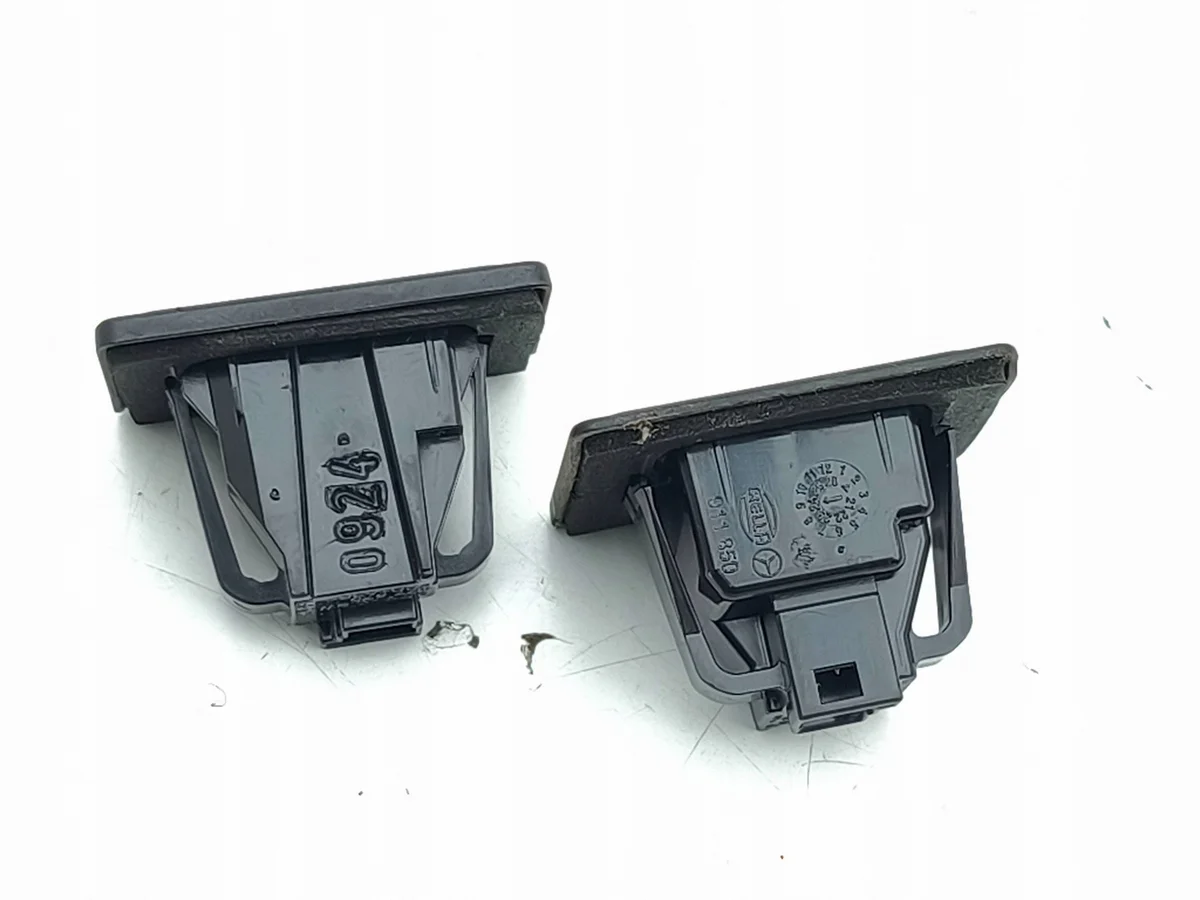 Kennzeichenleuchte Mercedes A0999061504 image 3