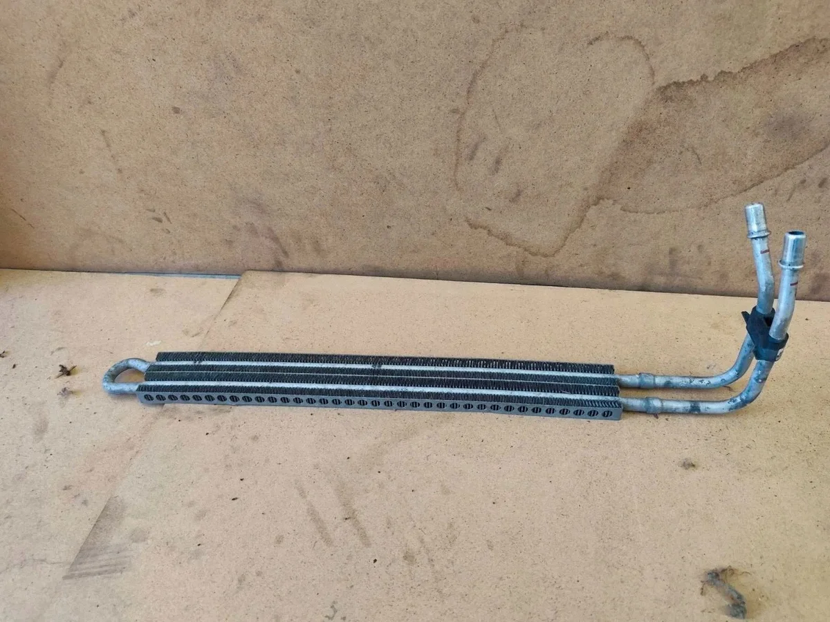 BMW M3 e92 Power Steering Radiator 752211908 image 4