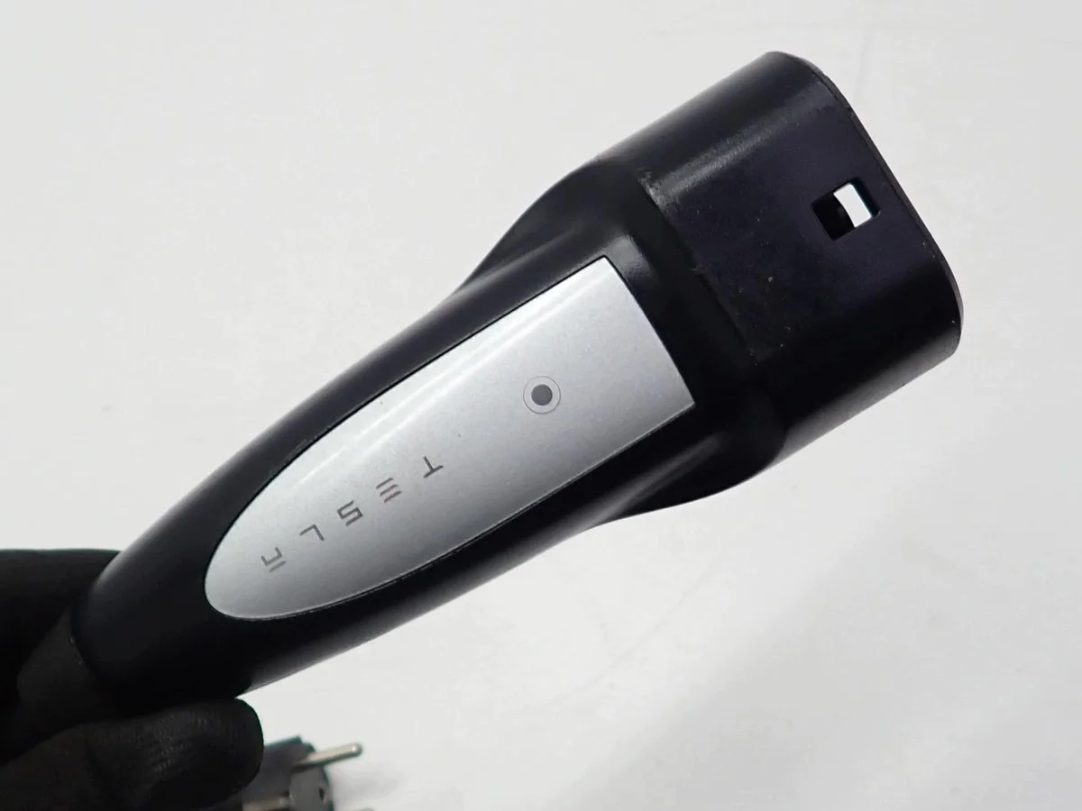 Ladebuchse Tesla Model S 1121254-00-E thumbnail 4