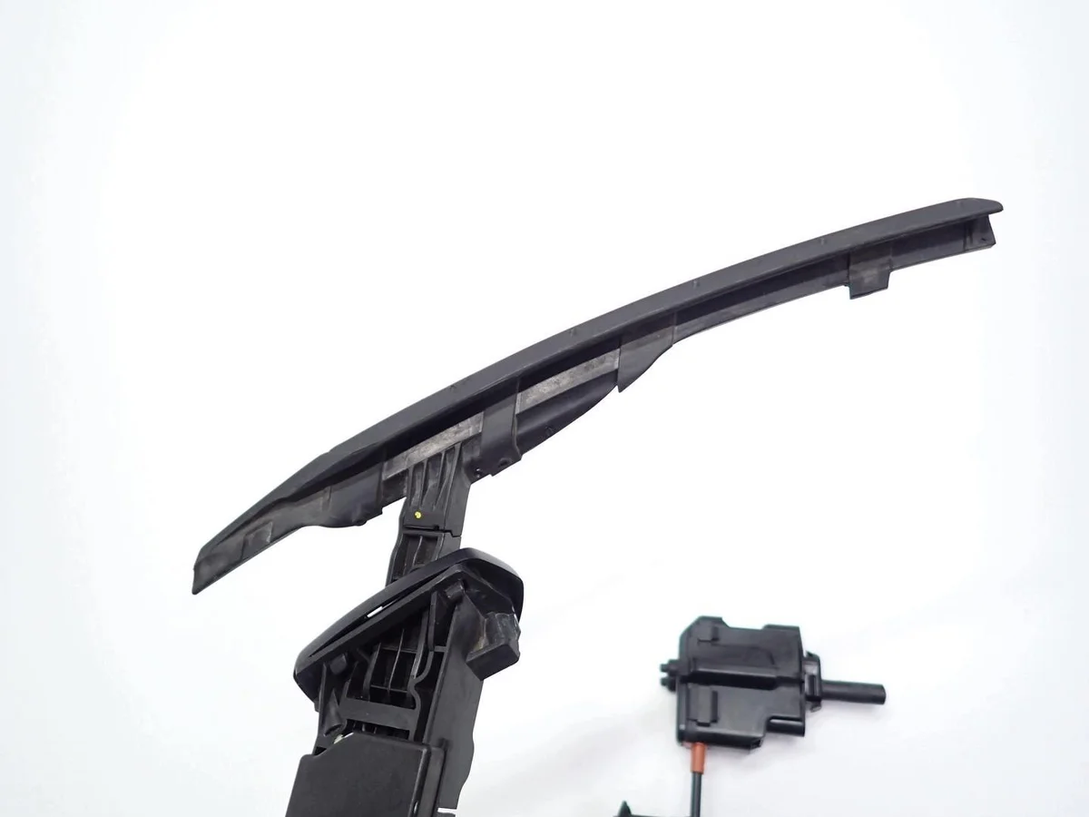 Türstopper hinten rechts Ford Focus IV Kombi image 3