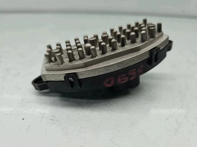 Gebläseregler VW Tiguan II 5WA907521 thumbnail 1