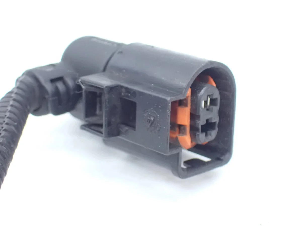 Audi VW Stecker 4D0971992B 030971921 thumbnail 3